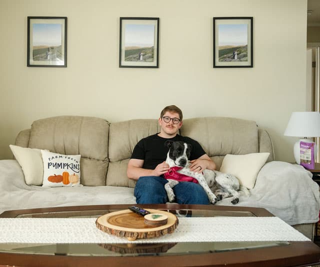 Zach Walker, Linnhaven Mobile Home Center